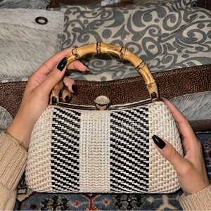 Alessia | Clutch
